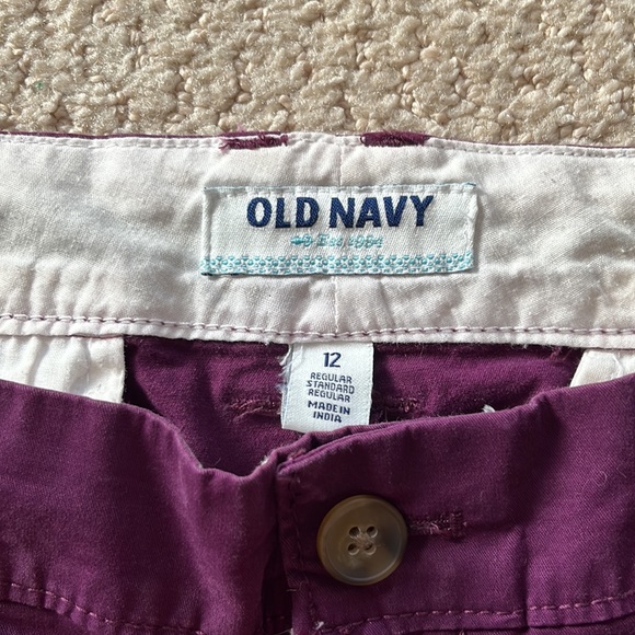 Old Navy size 12 magenta women’s short - Picture 2 of 10
